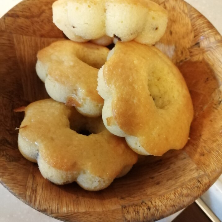 おから入りパイナップルとレーズンの焼きドーナツ